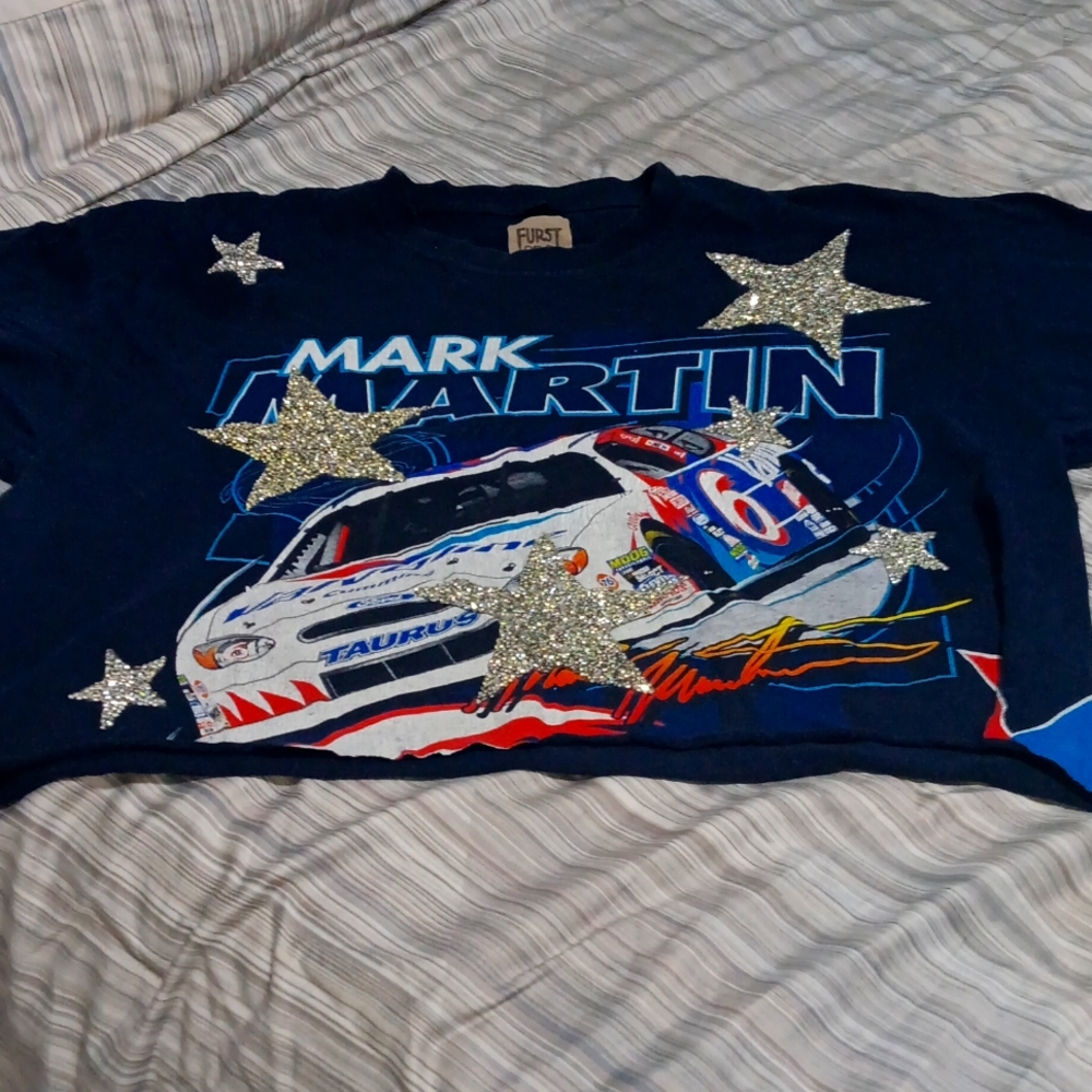 Star patch racing tee shirt